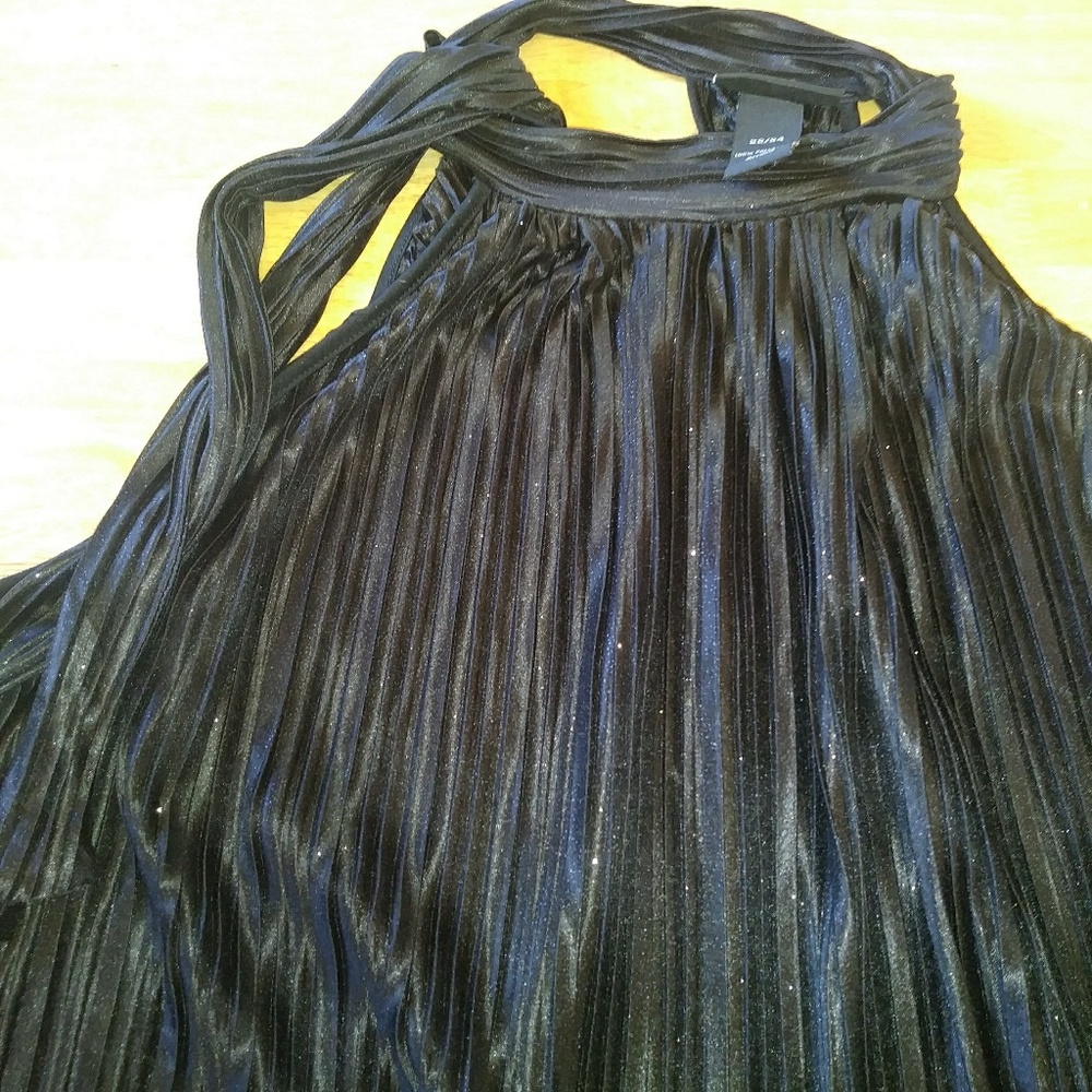High neck tank tie in back